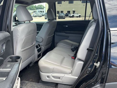 Used 2019 Honda Pilot EX-L image 7