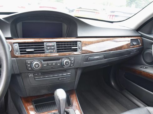 Used 2010 BMW 328i Sedan image 17