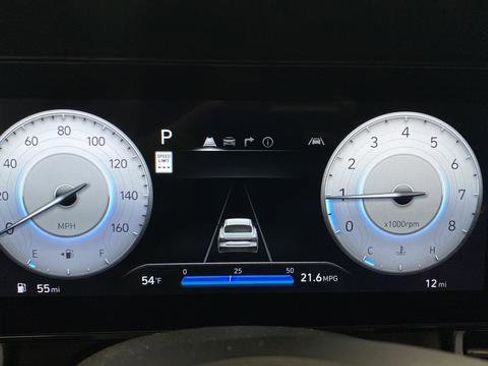 New 2026 Hyundai Elantra Limited image 17