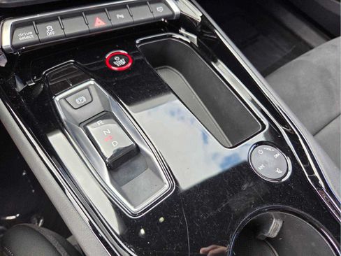 Used 2022 Audi e-tron GT Premium Plus AWD/4WD image 26