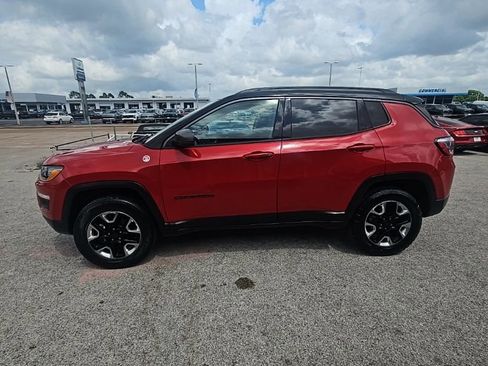 Used 2018 Jeep Compass Trailhawk w/ Leather Interior Group AWD/4WD image 4