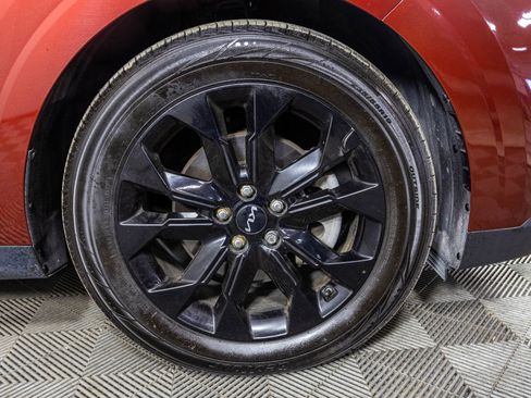 Used 2023 Kia Carnival SX image 51