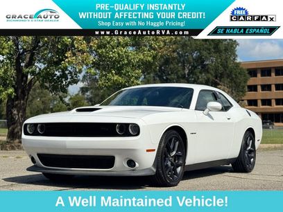 Used 2022 Dodge Challenger R/T w/ Blacktop Package