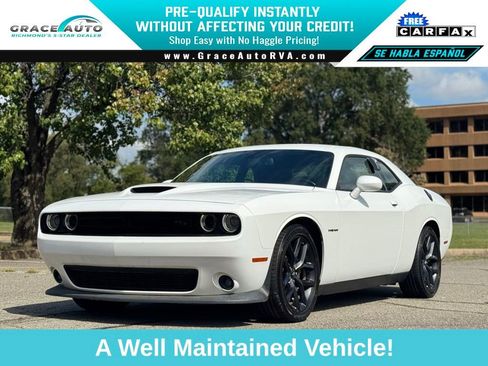 Used 2022 Dodge Challenger R/T w/ Blacktop Package image 1