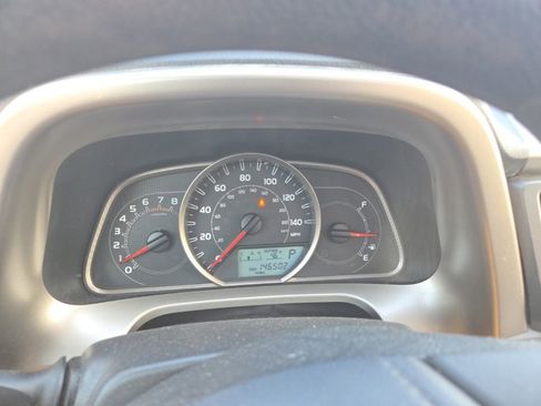 Used 2013 Toyota RAV4 XLE image 8