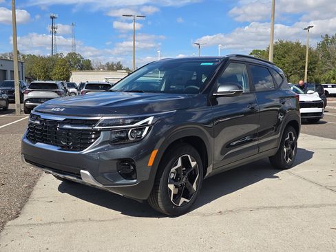 New 2026 Kia Seltos S image 4