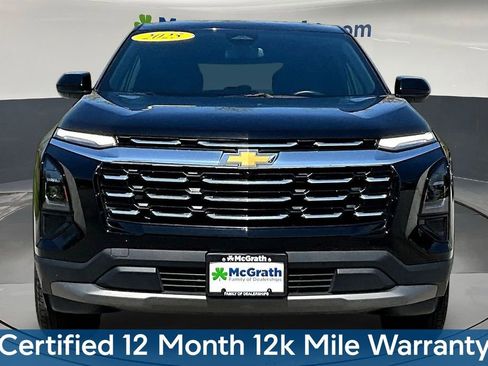 Used 2025 Chevrolet Equinox LT AWD/4WD image 2