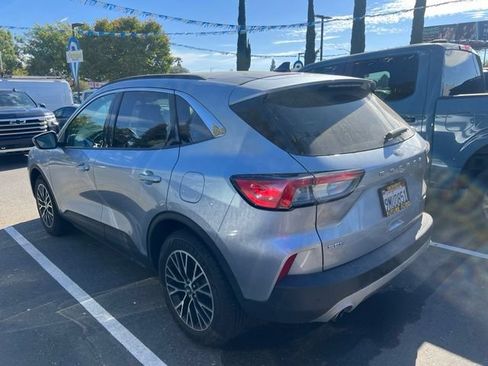 Used 2022 Ford Escape SEL w/ Technology Package FWD image 8