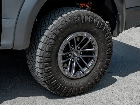 Used 2020 Ford F150 Raptor w/ Equipment Group 802A Luxury AWD/4WD image 61