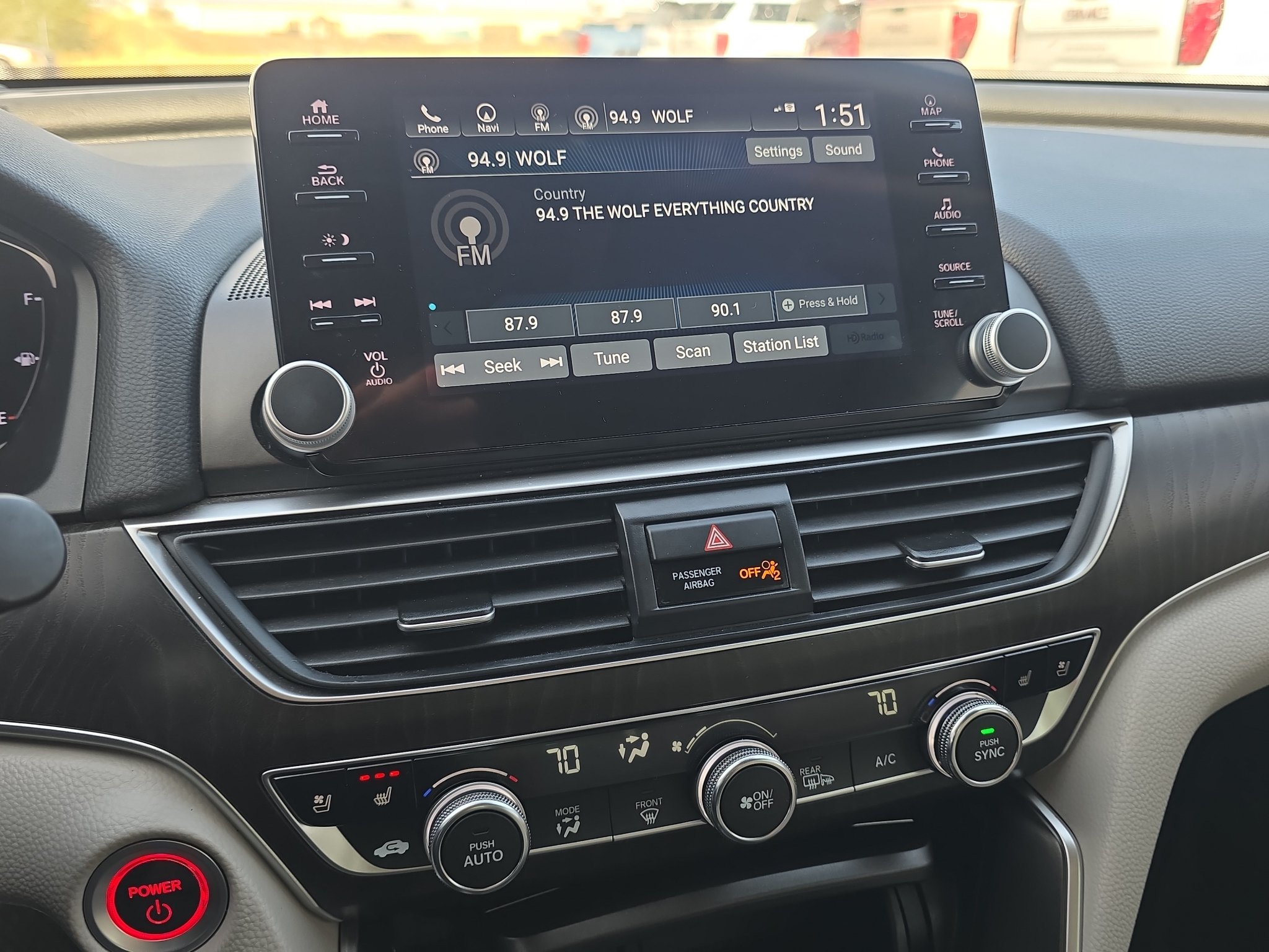 Used 2021 Honda Accord Touring image 12