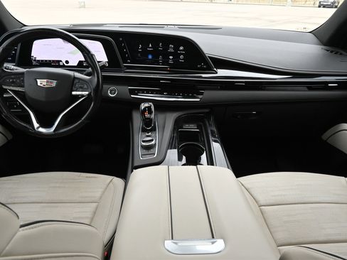 Used 2021 Cadillac Escalade Sport w/ Driver Assist Tech Package image 7