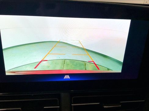 Used 2025 Chevrolet Trax LT w/ LT Convenience Package image 21