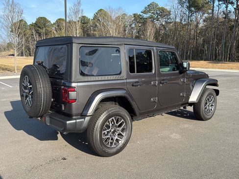 New 2025 Jeep Wrangler Sahara image 9