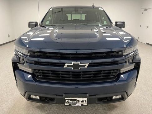Used 2022 Chevrolet Silverado 1500 RST w/ Convenience Package II AWD/4WD image 3