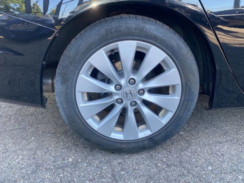 Used 2015 Honda Accord EX-L image 10