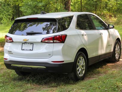 Used 2024 Chevrolet Equinox LT