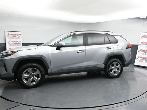 Used 2022 Toyota RAV4 XLE image 5