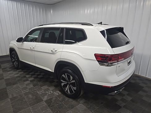 Used 2024 Volkswagen Atlas SE image 9