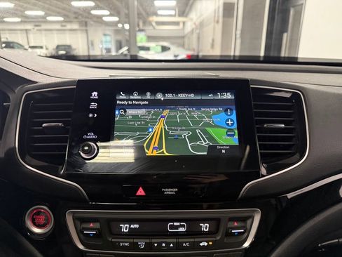 Used 2023 Honda Passport Elite image 12