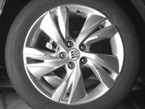 Used 2025 Buick Encore GX Preferred image 15