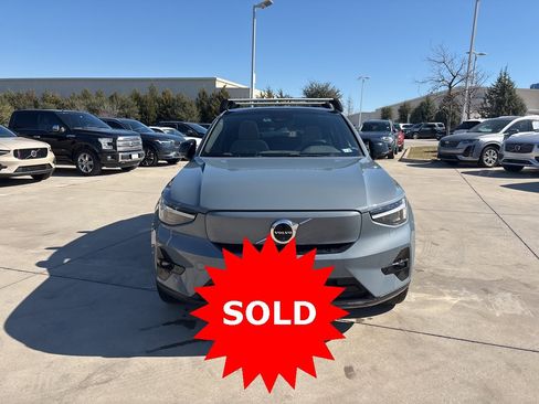 Certified 2023 Volvo C40 P8 Recharge Ultimate w/ Protection Package Premier image 2