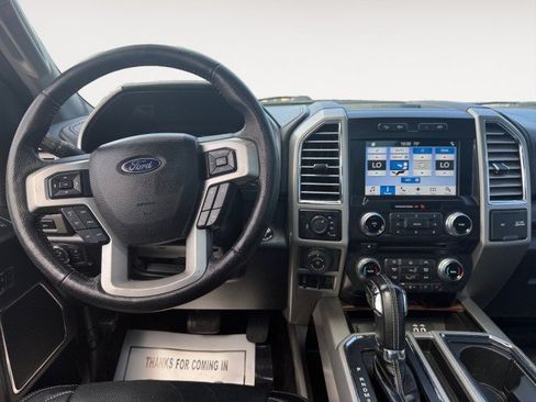 Used 2016 Ford F150 Lariat w/ Equipment Group 502A Luxury AWD/4WD image 6