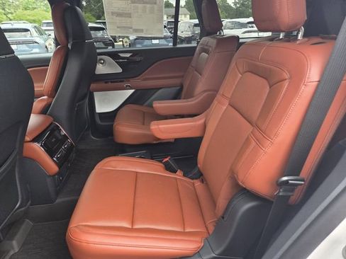 New 2026 Lincoln Aviator Reserve RWD image 18
