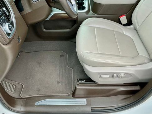 Used 2019 GMC Sierra 1500 SLT w/ SLT Premium Plus Package image 44