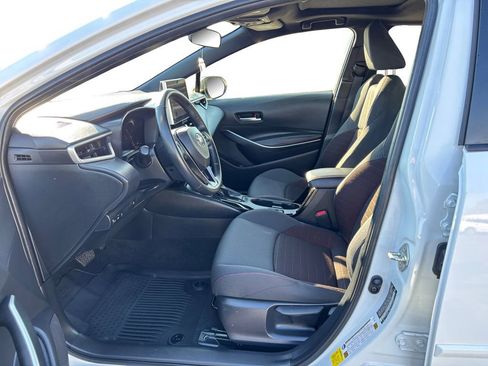 Used 2025 Toyota Corolla Hybrid Sedan image 14