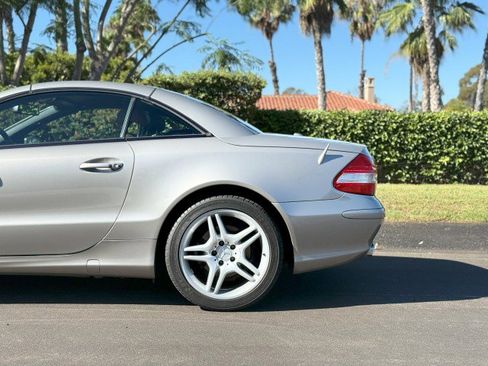 Used 2007 Mercedes-Benz SL 550 image 4
