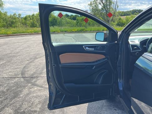 Used 2024 Ford Edge Titanium w/ Titanium Elite Package AWD/4WD image 10