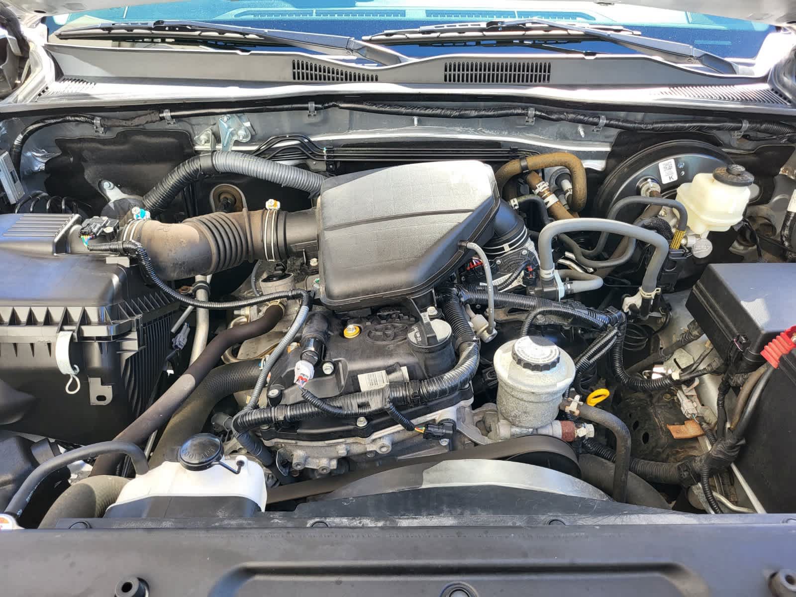 Used 2023 Toyota Tacoma SR5 RWD image 26