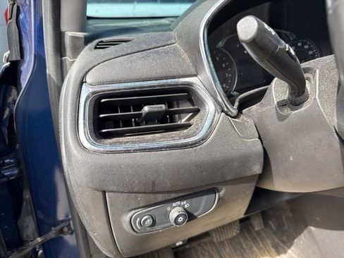 Used 2022 Chevrolet Equinox LT image 8