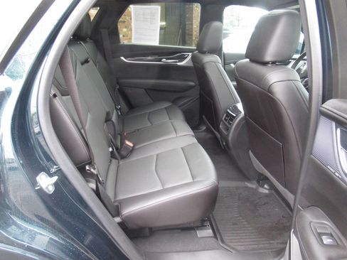 Used 2024 Cadillac XT5 Premium Luxury w/ LPO, Floor Liner Package AWD/4WD image 11