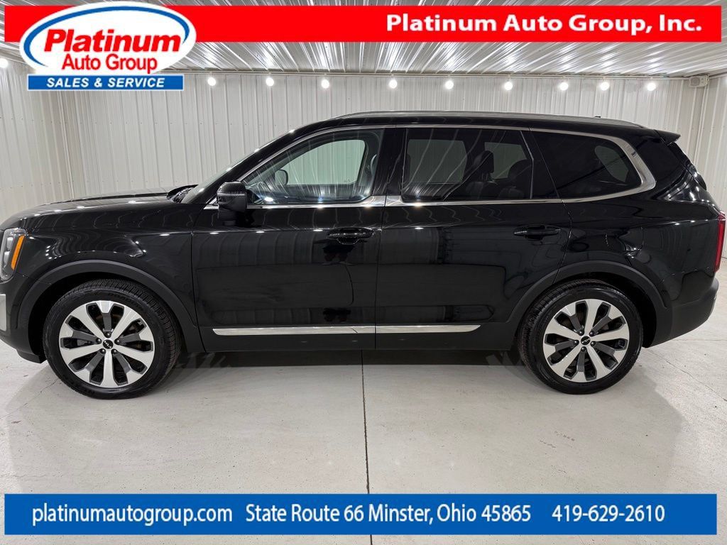 Used 2022 Kia Telluride EX w/ EX Premium Package AWD/4WD image 2