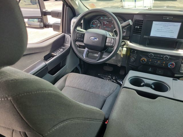 Certified 2025 Ford F250 XLT AWD/4WD image 13