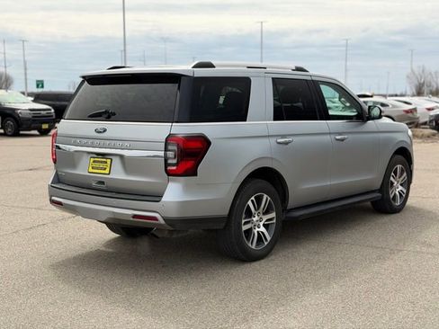 Used 2024 Ford Expedition Limited AWD/4WD image 6