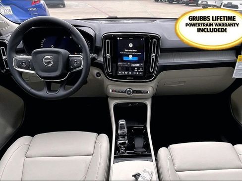 New 2026 Volvo XC40 B5 Ultra w/ Protection Package Premier image 9