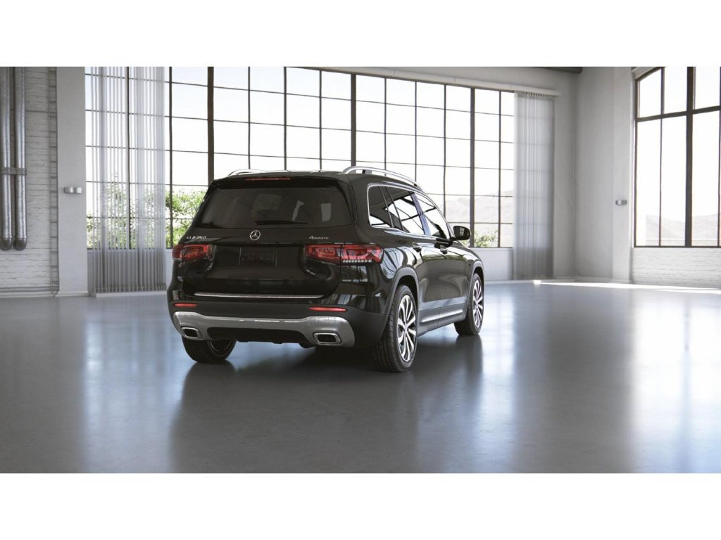 Certified 2023 Mercedes-Benz GLB 250 4MATIC image 24