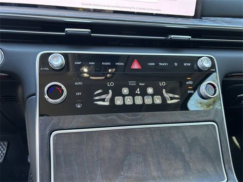 New 2026 Genesis GV80 2.5T Select image 25