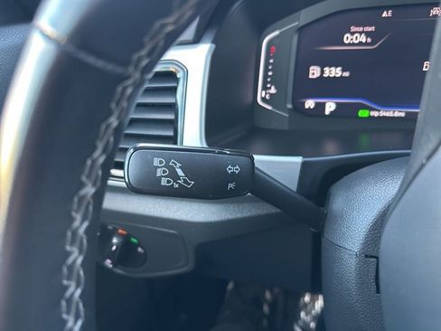 Used 2022 Volkswagen Atlas Cross Sport SE image 26