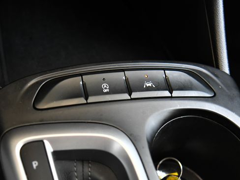 Used 2025 Buick Envista Preferred FWD image 26