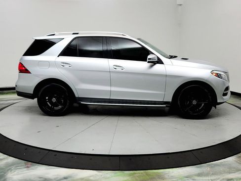 Used 2017 Mercedes-Benz GLE 350 image 4