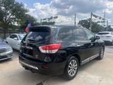 Used 2015 Nissan Pathfinder SL w/ SL Tech Package image 2