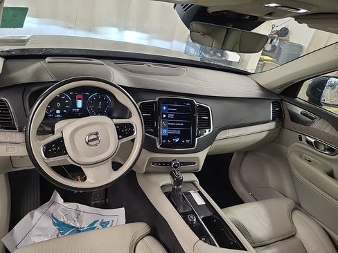 Used 2022 Volvo XC90 T6 Inscription w/ Advanced Package AWD/4WD image 10