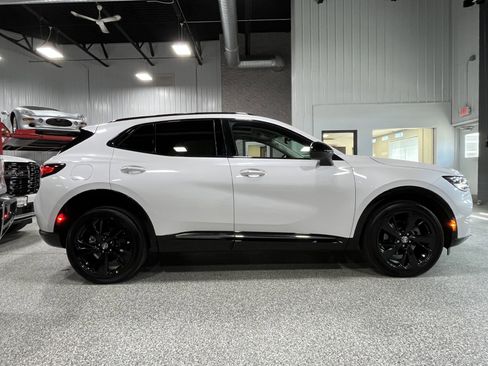 Certified 2023 Buick Envision Essence w/ Sport Touring Package image 4