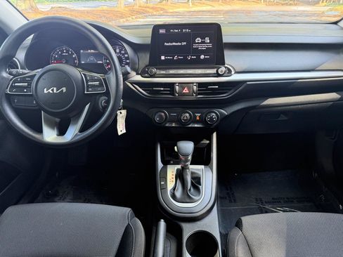 Used 2024 Kia Forte LXS FWD image 23