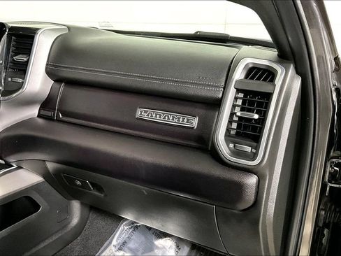 Used 2022 RAM 3500 Laramie w/ Night Edition image 16