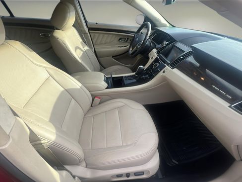 Used 2013 Ford Taurus Limited image 13