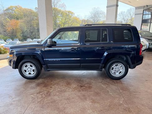 Used 2015 Jeep Patriot Sport w/ Power Value Group image 4